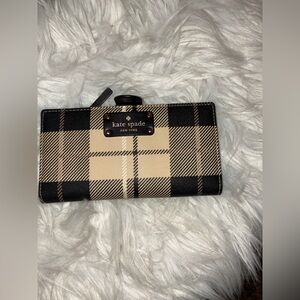 Kate Spade Black and Cream Checkered Wallet